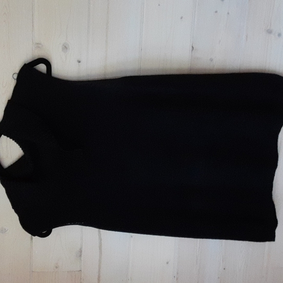 Preston & York, Soft Knit Sleeveless top. Deep Black, size XL. - Picture 1 of 7